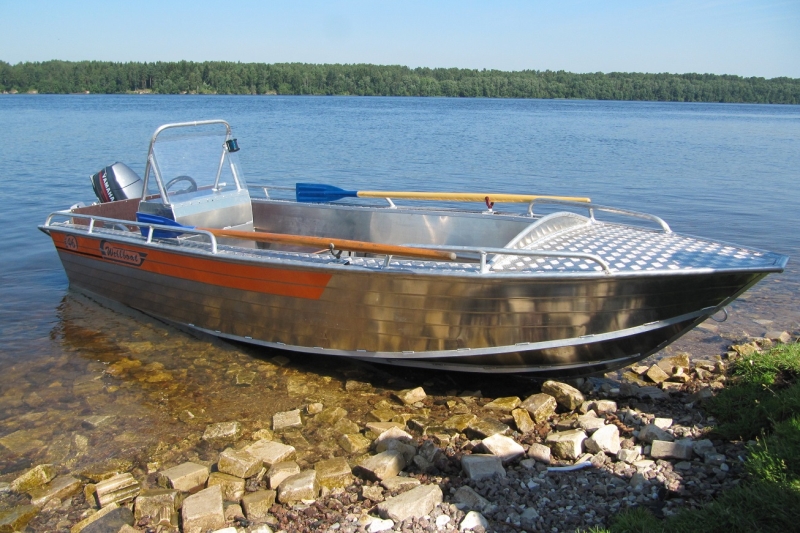 Лодка моторная Вельбот-46K